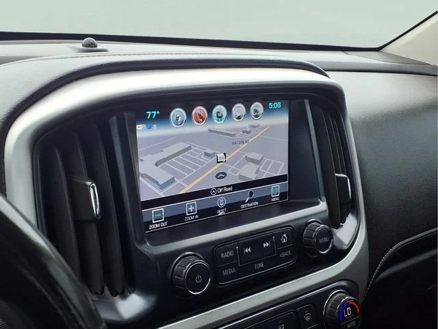 Used 2018 DARK SLATE METALLIC GMC 4WD SLT image 6