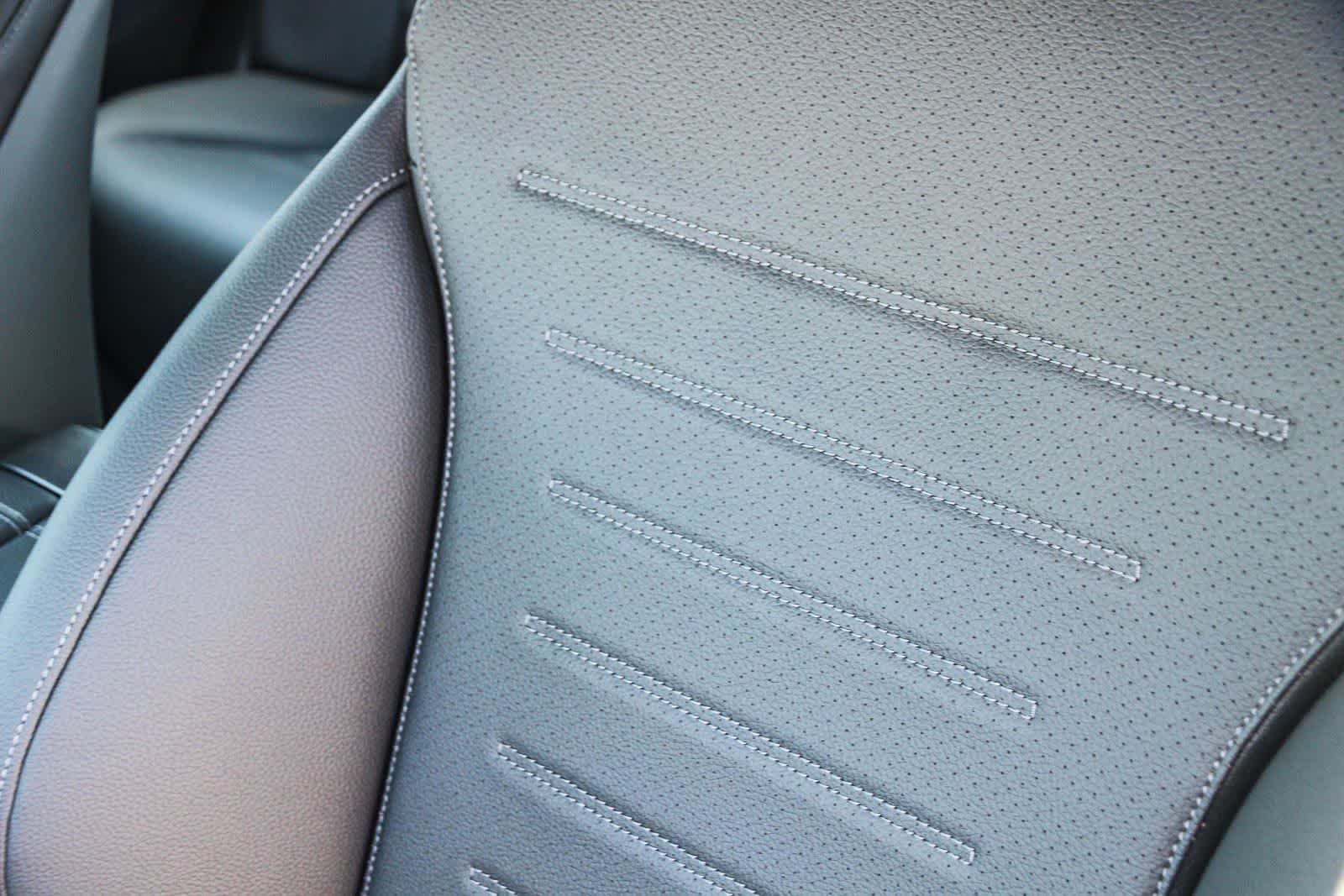 New 2026 Graphite Grey Metallic Mercedes-Benz C 300 image 27