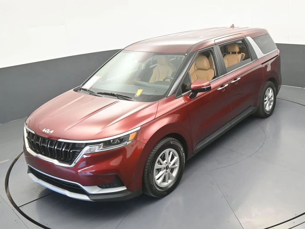 Used 2024 Flare Red Kia LX image 41