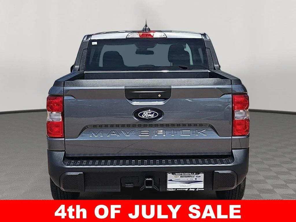 New 2026 Carbonized Gray Metallic Ford XLT image 4