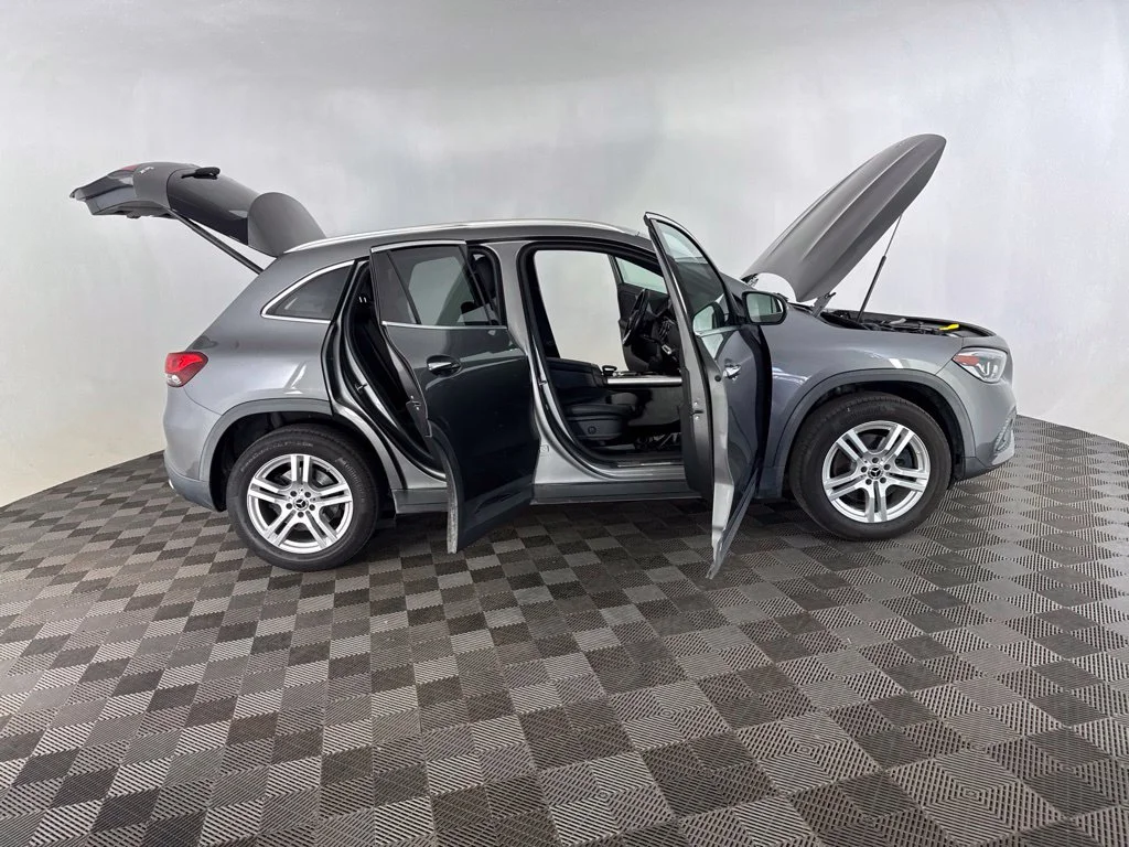 Used 2021  Mercedes-Benz GLA 250 image 14