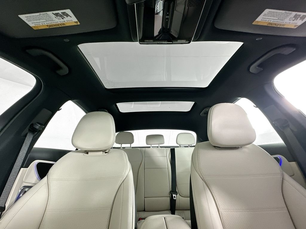 New 2026 Selenite Grey Metallic Mercedes-Benz C 300 image 23