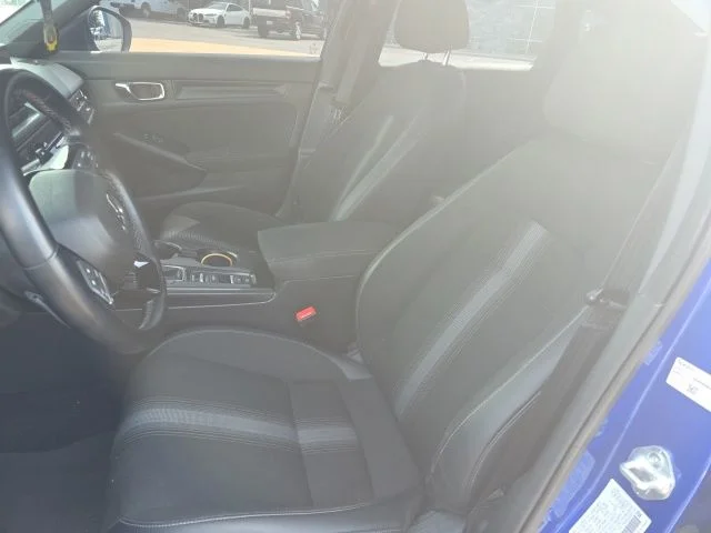 Used 2024  Honda Sport image 9