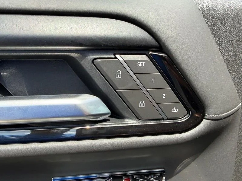 2026 GMC Sierra 1500 AT4X - Photo 18