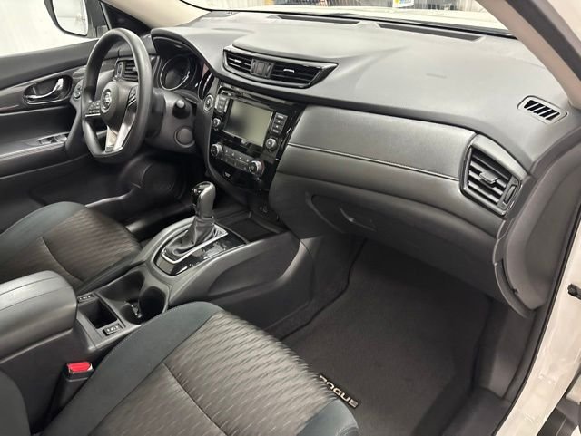 2018 Nissan Rogue SV - Photo 25