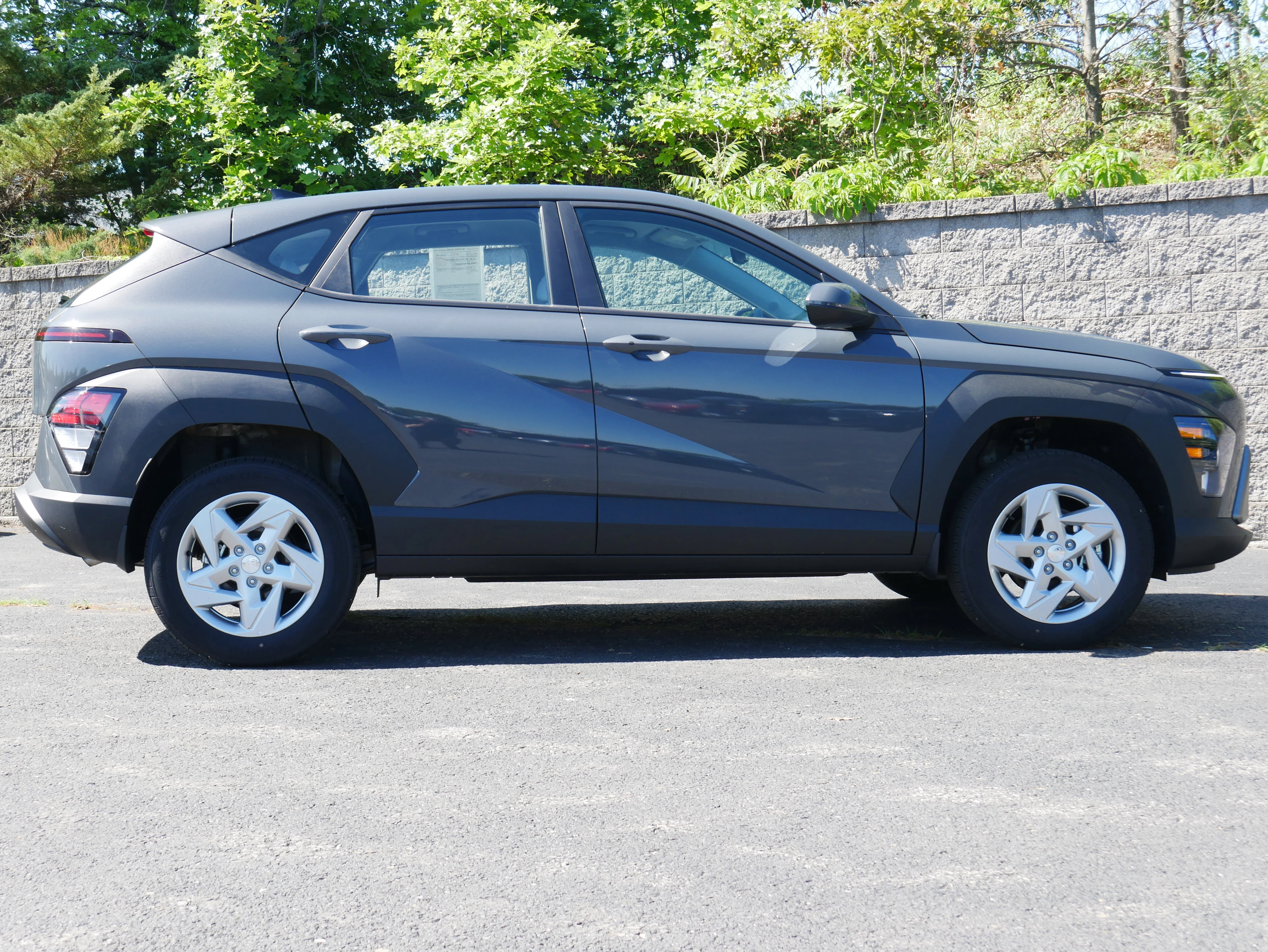 2026 Hyundai Kona SE - Photo 8