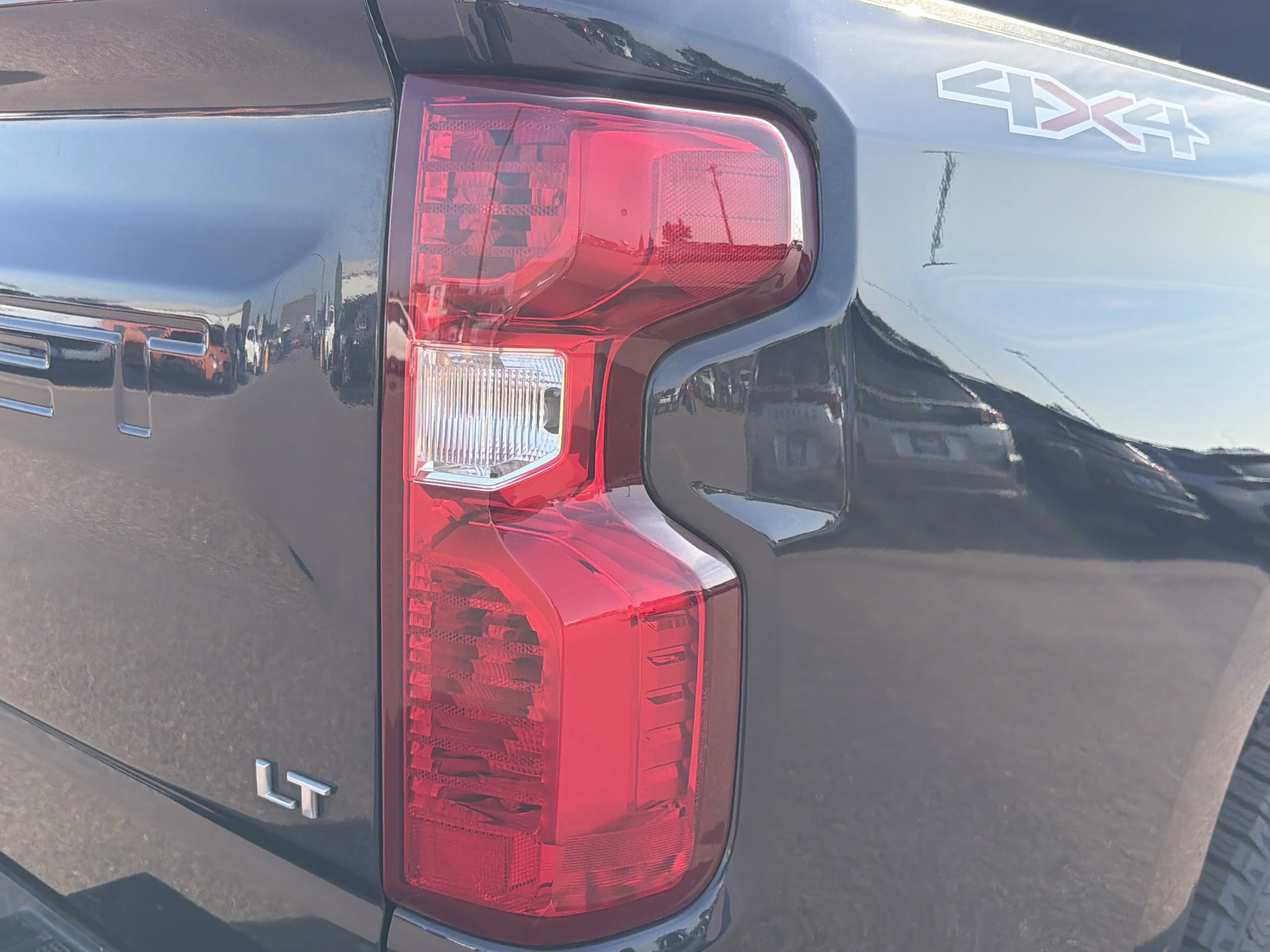 Used 2024 Dark Ash Metallic Chevrolet LT image 17