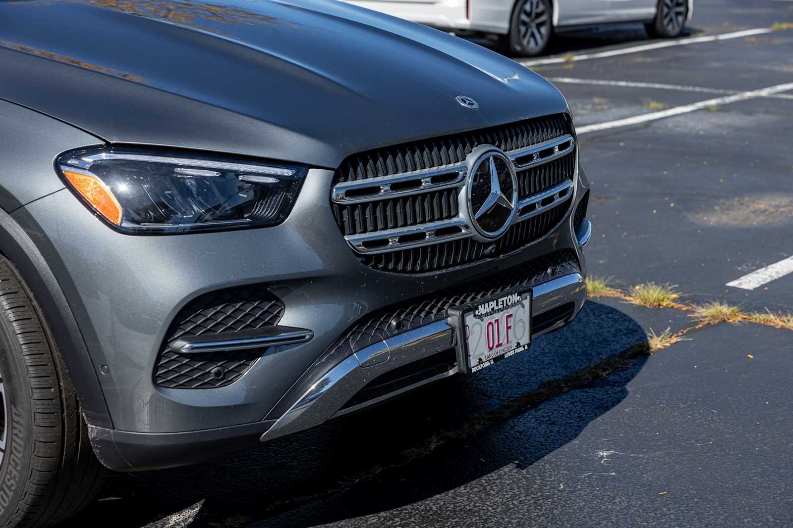 Used 2026 Selenite Grey Metallic Mercedes-Benz GLE 450e image 38