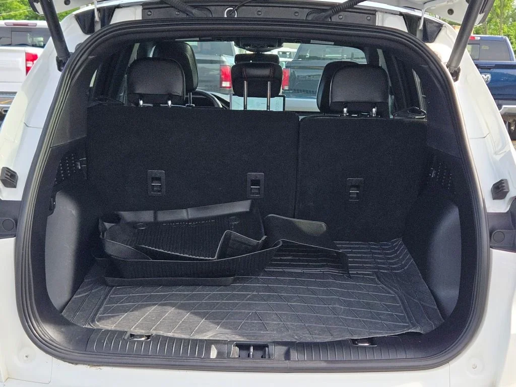 Used 2023 White Ford ST-Line Elite image 17