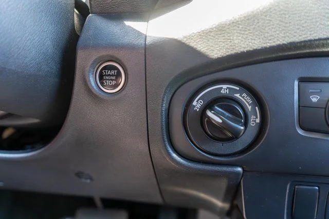 Used 2023 White Nissan PRO-4X image 25