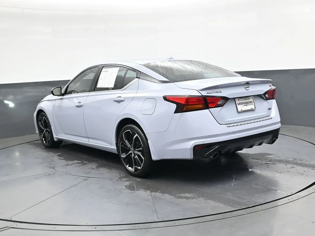 Used 2023 Gray Nissan 2.5 SR image 7