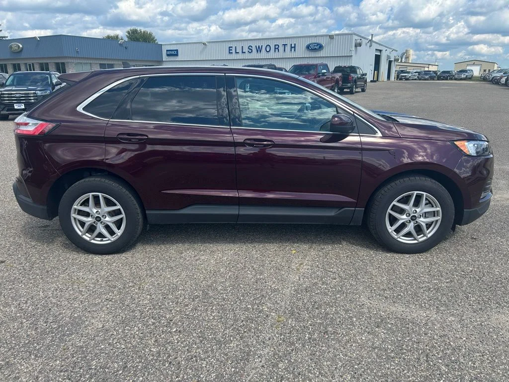 2024 Ford Edge SEL - Photo 8