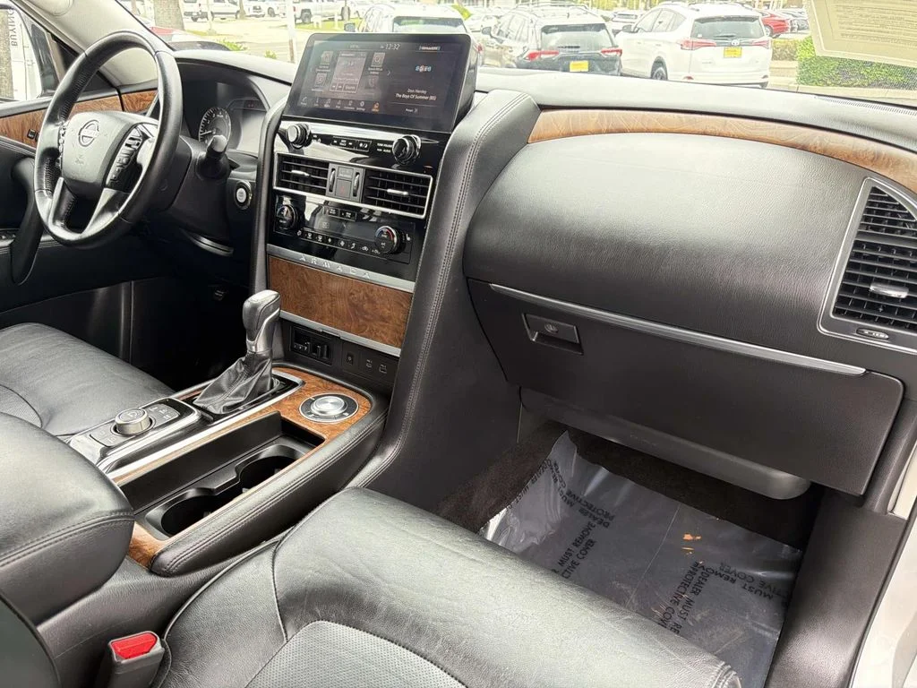 Used 2023 Brilliant Silver Metallic Nissan SL image 36