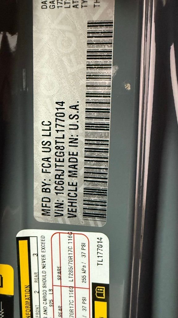 New 2026 Anvil Clear-Coat Exterior Paint Jeep Mojave X image 21