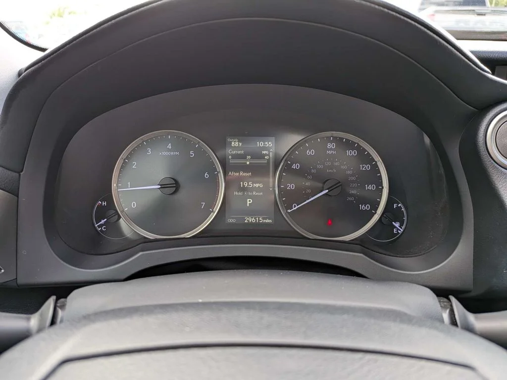 Used 2019 Silver Lexus 300 image 22