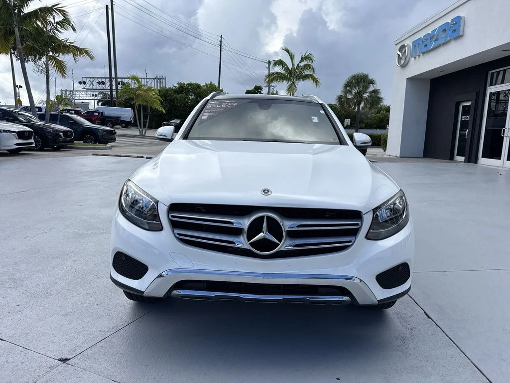 Used 2018 Polar White Mercedes-Benz GLC 300 image 29