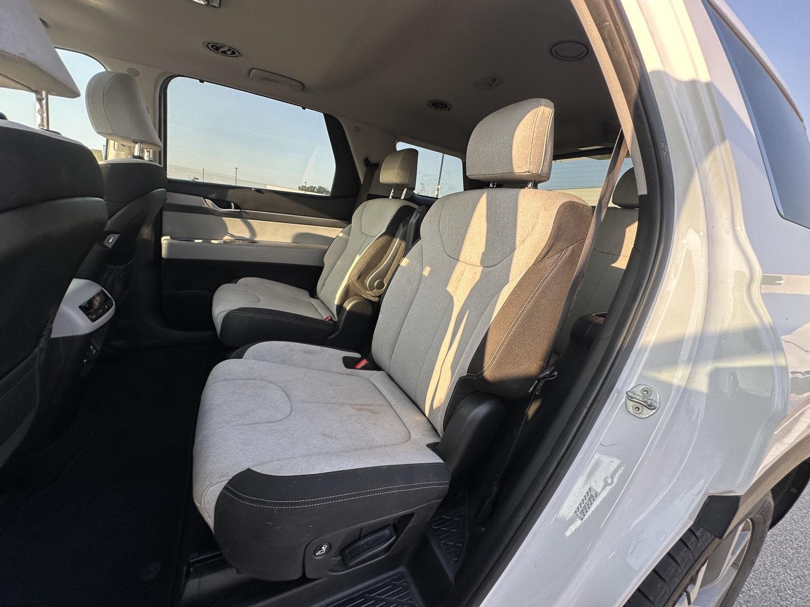 Used 2020 Hyper White Hyundai SEL image 8