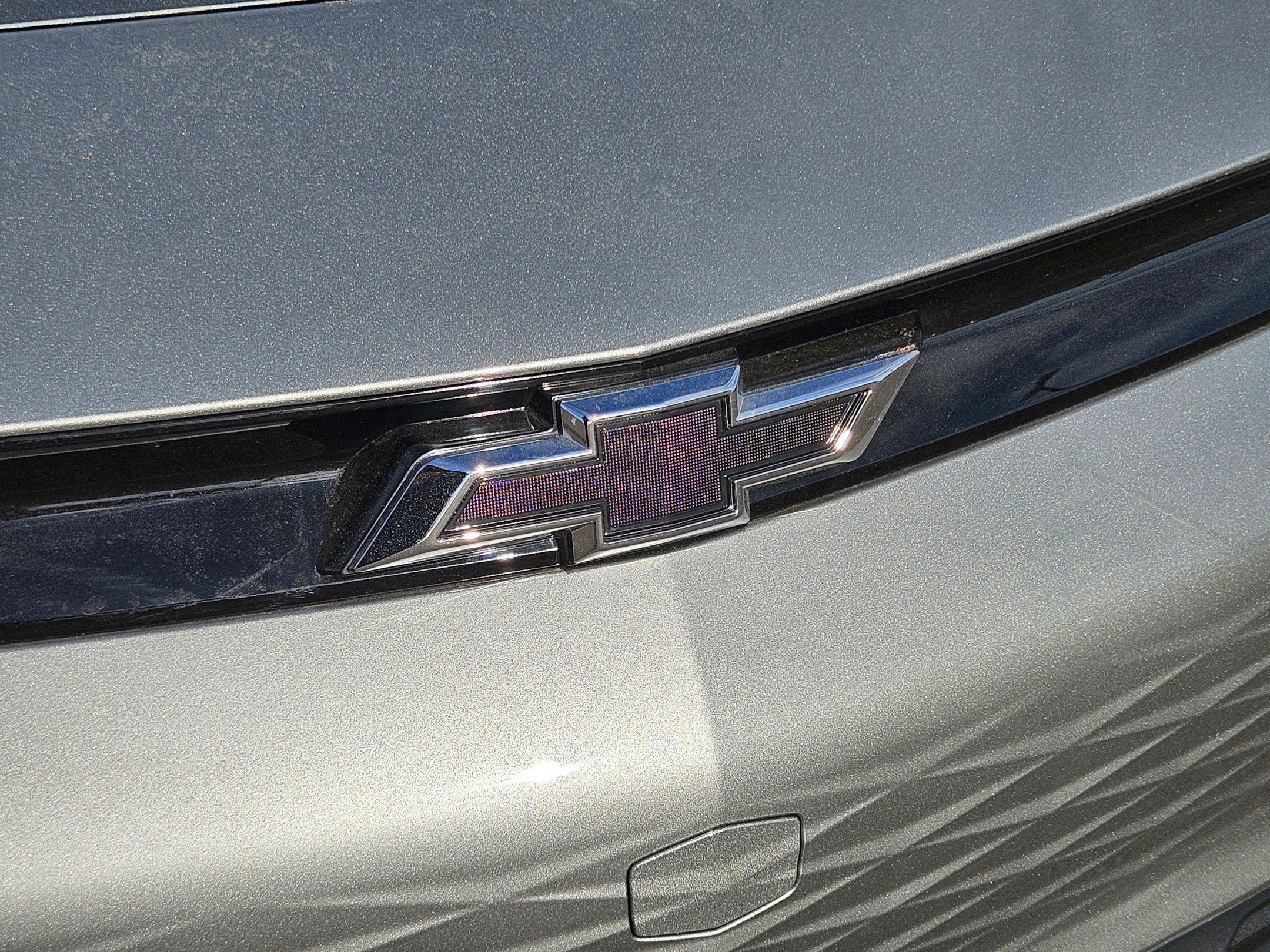 2027 Chevrolet Bolt LT - Photo 10