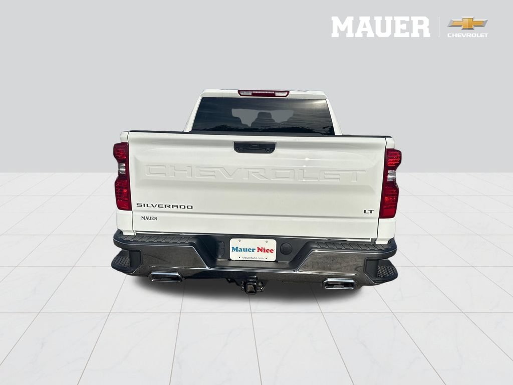 New 2026 Summit White Chevrolet LT image 6