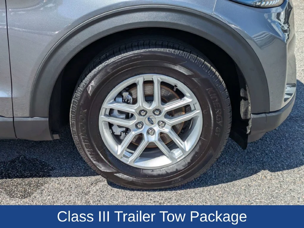 Used 2026 Gray Ford Active image 11