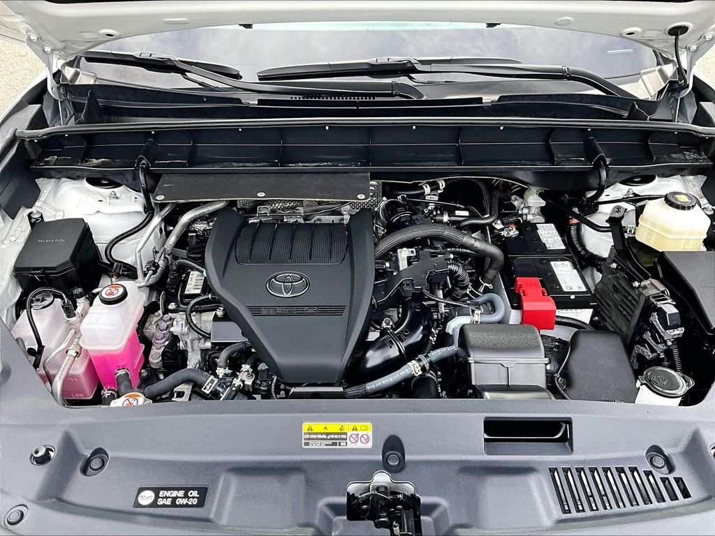 Used 2026 Beige Toyota XLE image 31