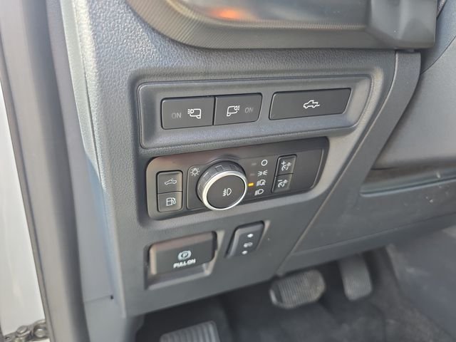 Certified Used 2024 Avalanche Ford Lariat image 14