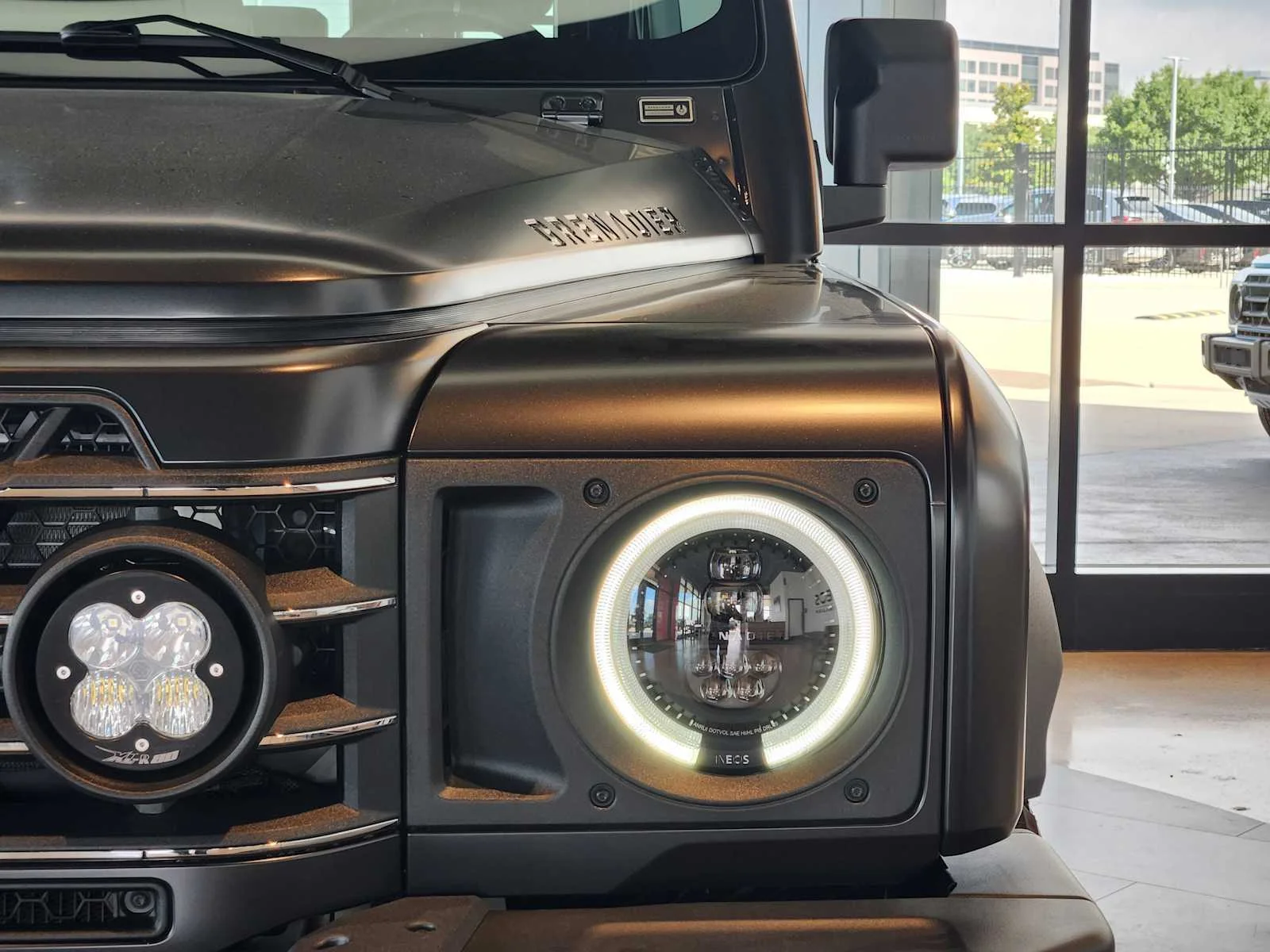 New 2026 Donny Gray Metallic INEOS Fieldmaster Edition image 8