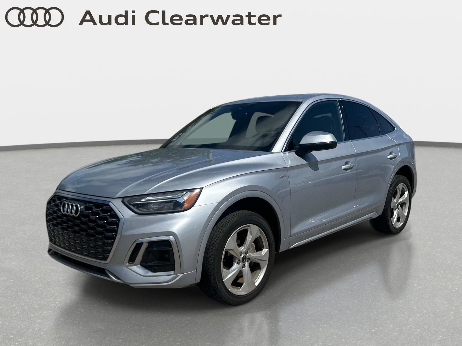 2023 Audi Q5 Sportback 45 Premium's photo