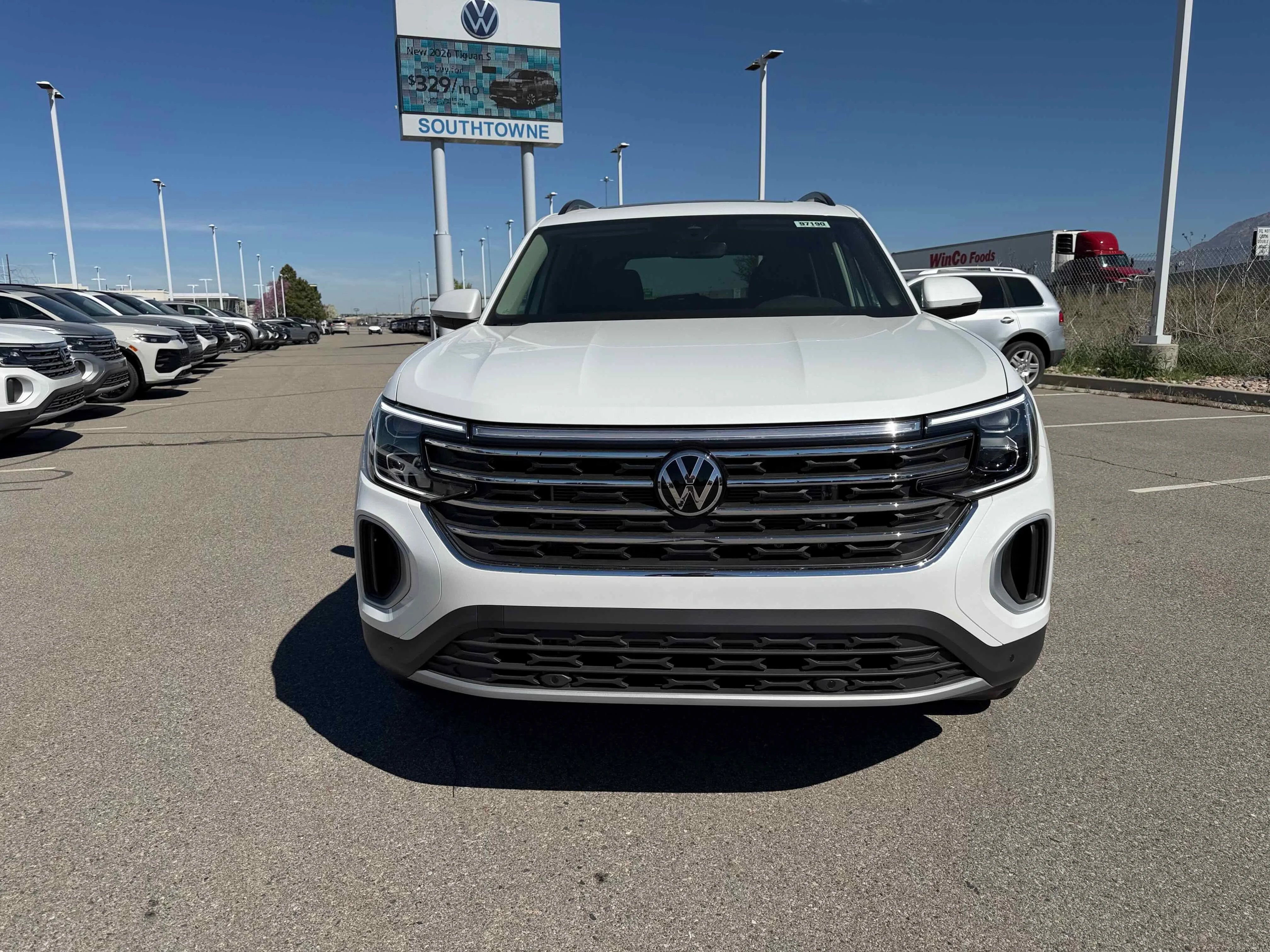 New 2026 Opal White Volkswagen 2.0T SE w/Technology image 10