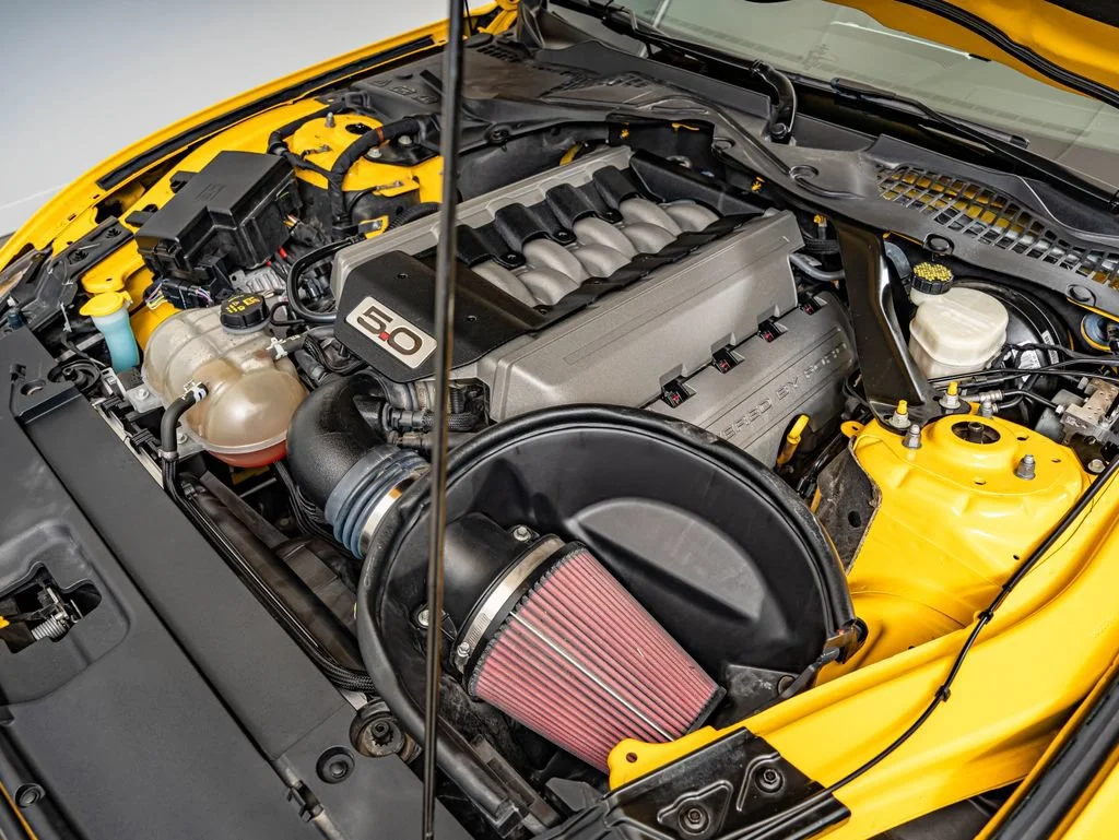 Used 2015 Yellow Ford GT Premium image 42