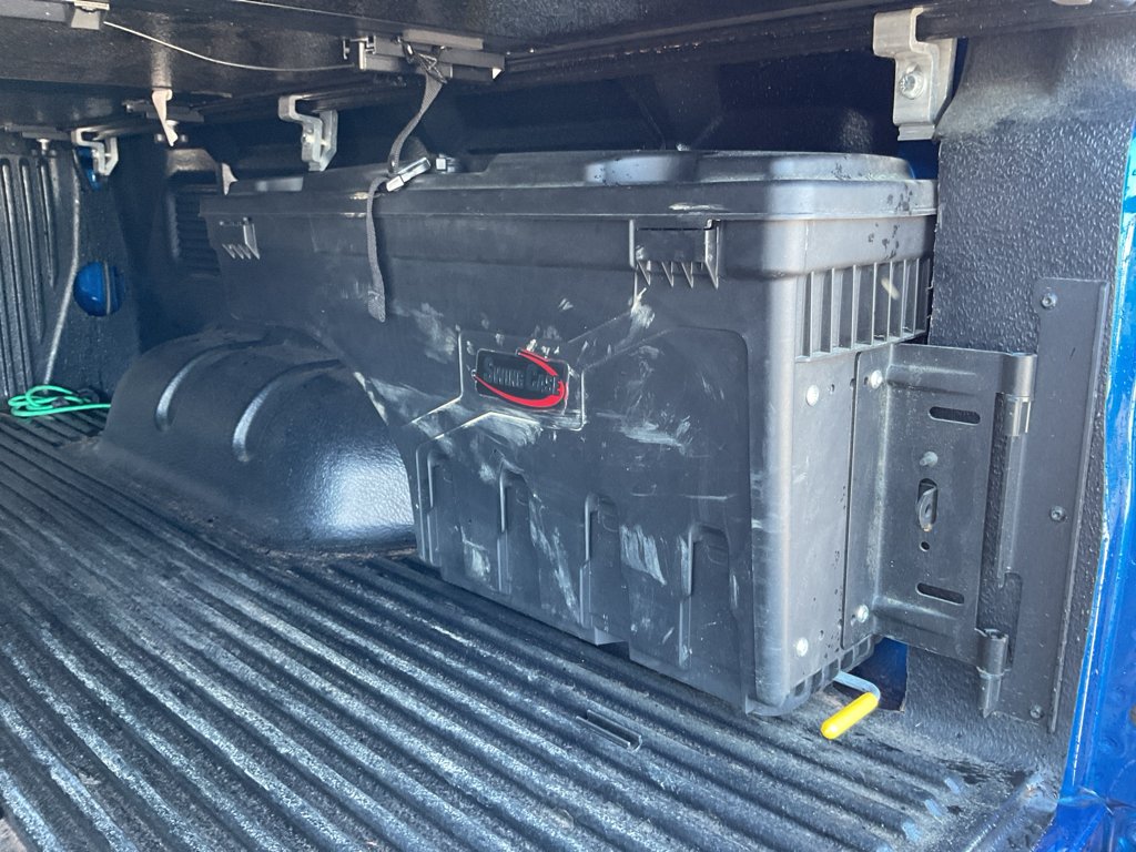 Used 2019 LIGHTNING BLUE Ford XLT image 14