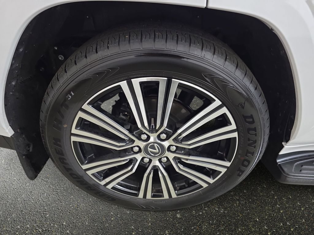 2025 Lexus LX 700h Luxury - Photo 30