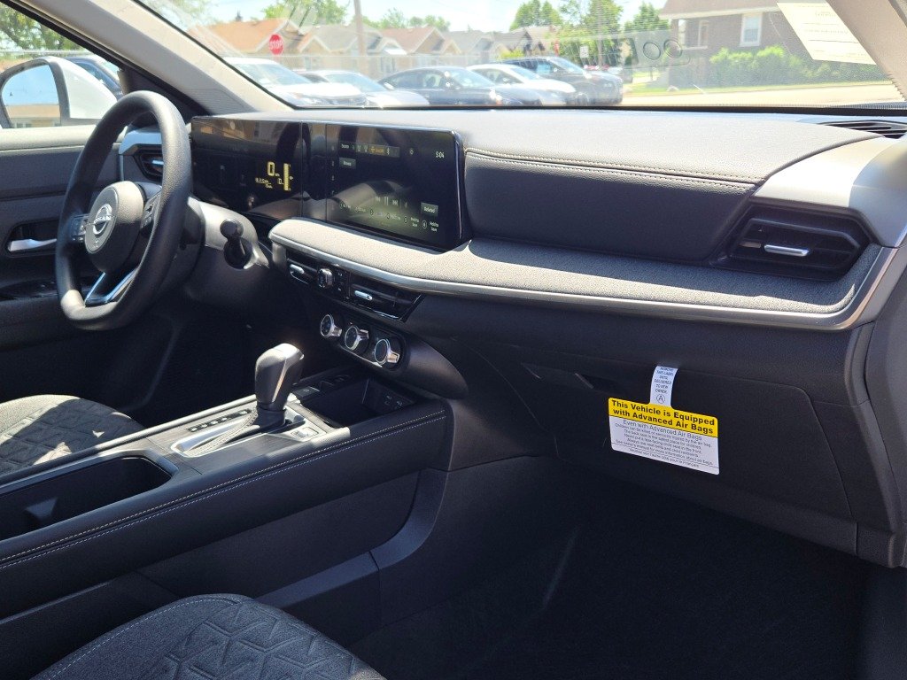 Used 2025 White Nissan SV image 6