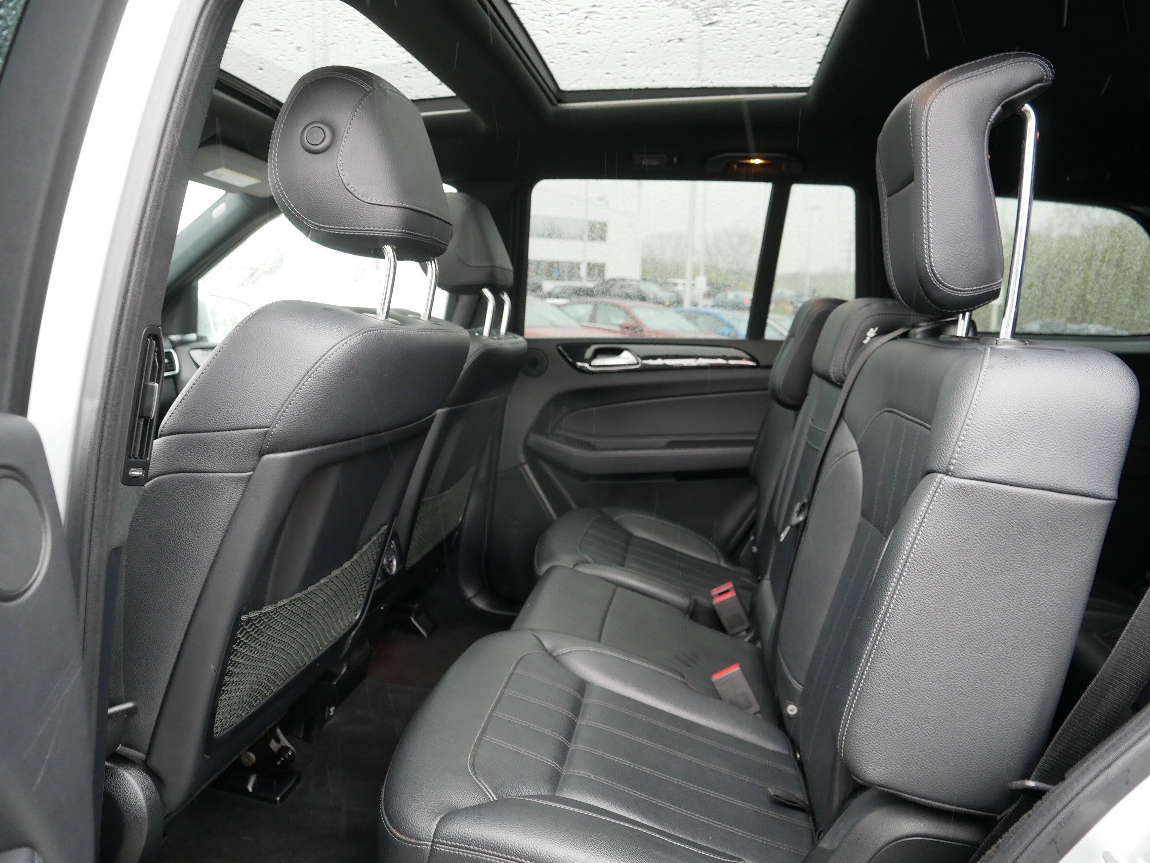 Used 2018 Silver Mercedes-Benz GLS 450 image 36