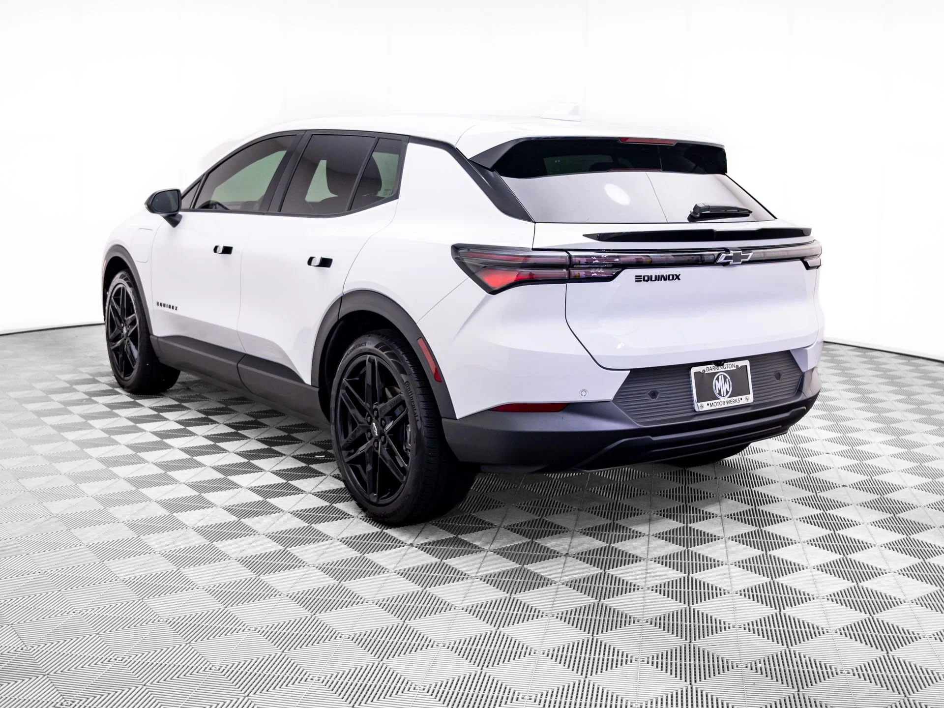Used 2026 White Chevrolet LT image 3