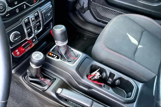 Used 2019 Gray Jeep Unlimited Rubicon image 16