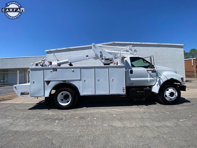 2000 Ford F-650 Bucket Truck 