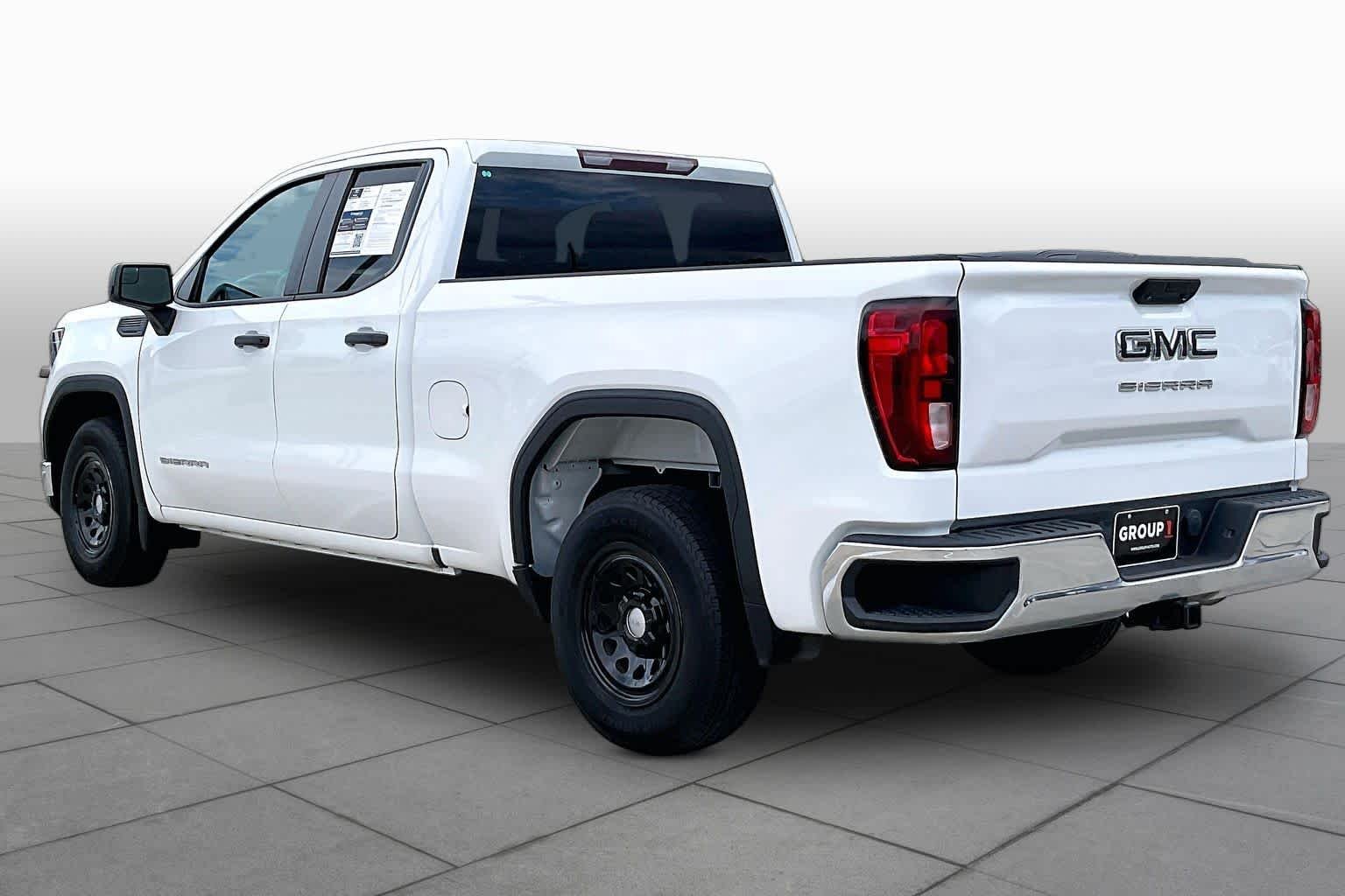 Used 2022 Summit White GMC Pro image 11