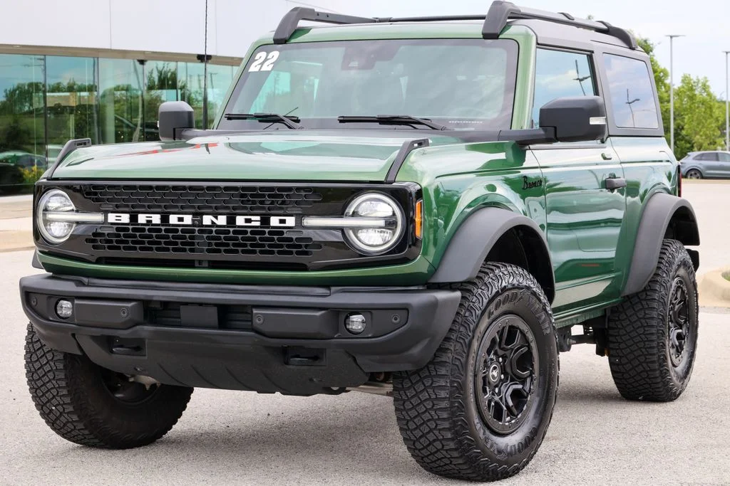 Used 2022 Green Ford Wildtrak image 11