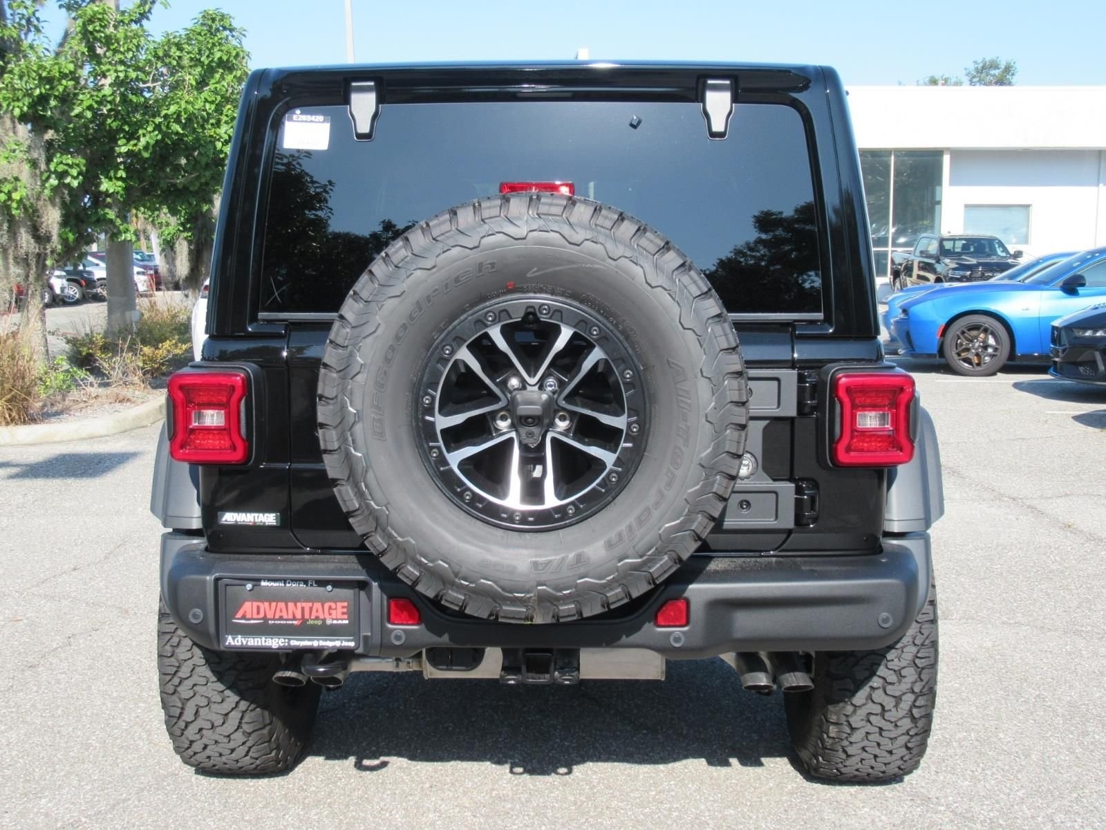 New 2026 Black Clearcoat Jeep Moab 392 image 6