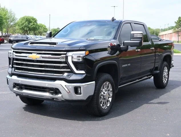 New 2026 Black Chevrolet LTZ image 32