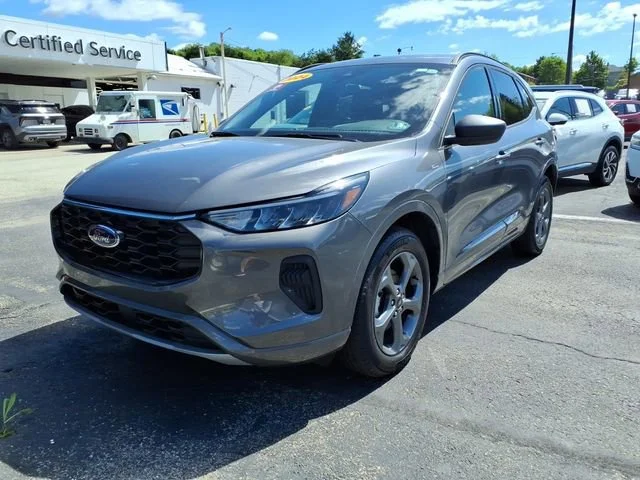 2024 Ford Escape ST-Line - Photo 8