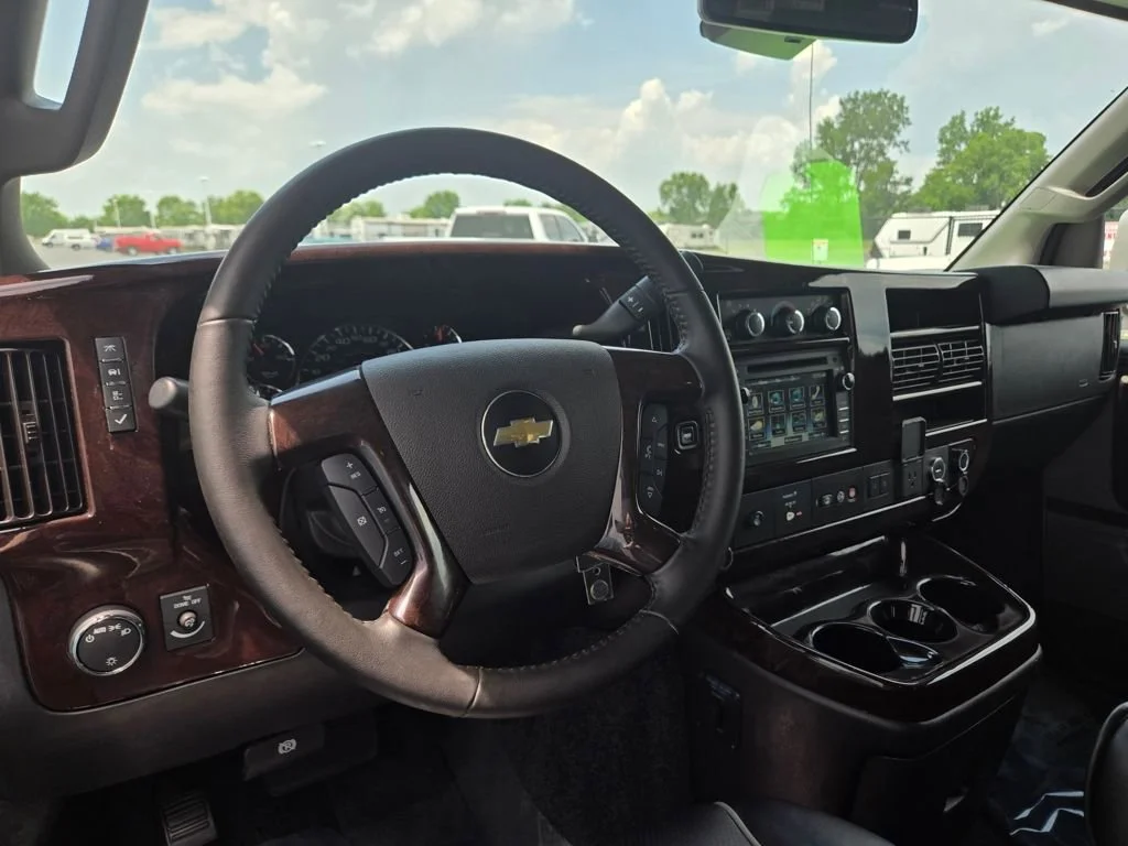 2019 Chevrolet Express Cargo Work Van - Photo 16