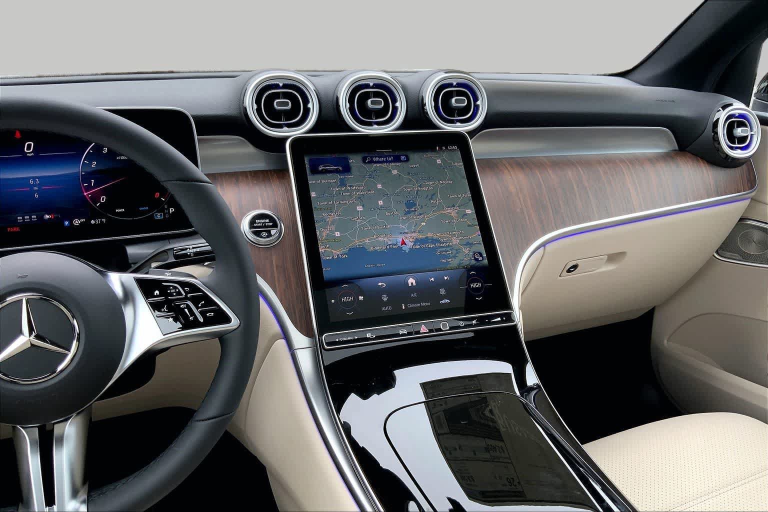 New 2026 Black Mercedes-Benz GLC 300 image 6