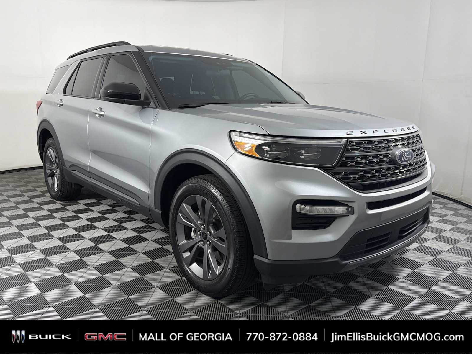 2022 Ford Explorer XLT 4WD's photo