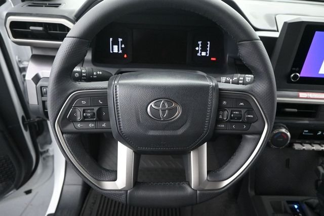 New 2026 Ice Cap Toyota SR5 image 5