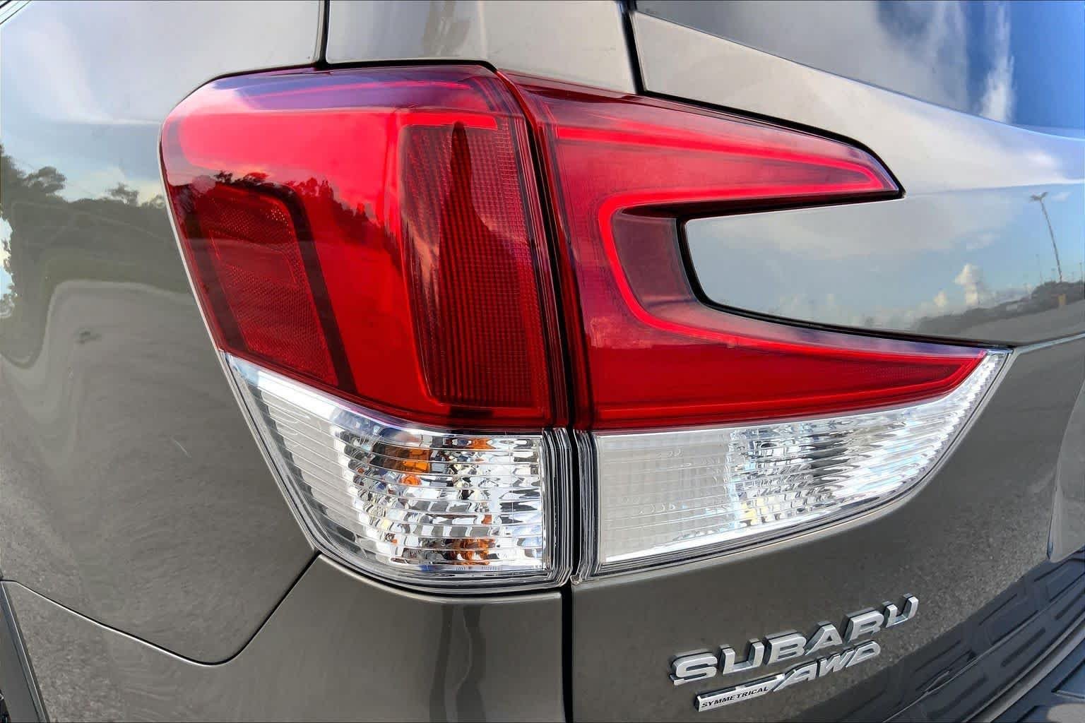 Used 2019 Sepia Bronze Metallic Subaru Premium image 28