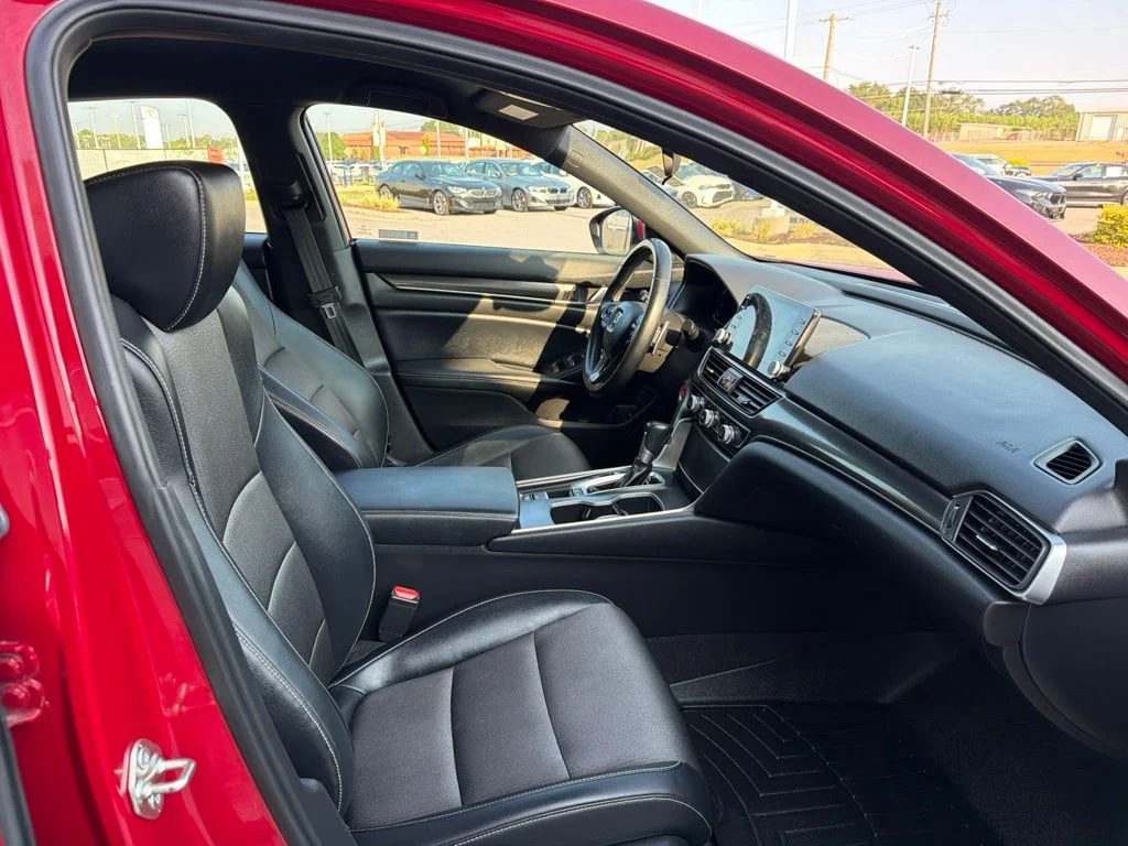 Used 2018 Red Honda Sport image 25