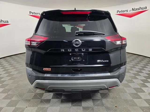 Used 2021 Black Nissan SV image 27