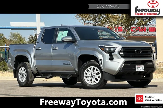 2025 Toyota Tacoma SR5